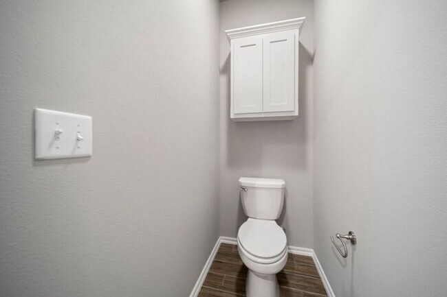 Building Photo - Stunning 3BR + Study in Prime Owasso/Colli...