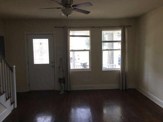 Building Photo - Charming Four-Square House in Church Hill w/ Fenced-in yard & tons of walkability