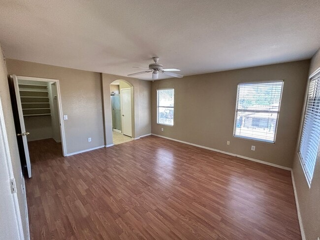 Building Photo - 3Bdm 2.5Ba Avondale Home with a Loft! *NO ...