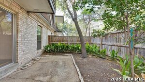 Building Photo - 1045 Shook Ave