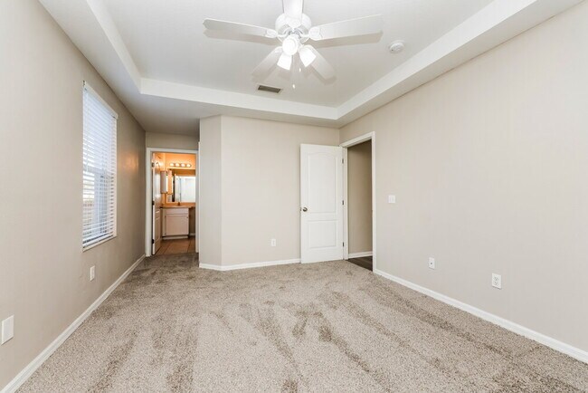 Building Photo - 12626 Adventure Dr