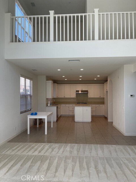 Building Photo - 111 Holly Springs