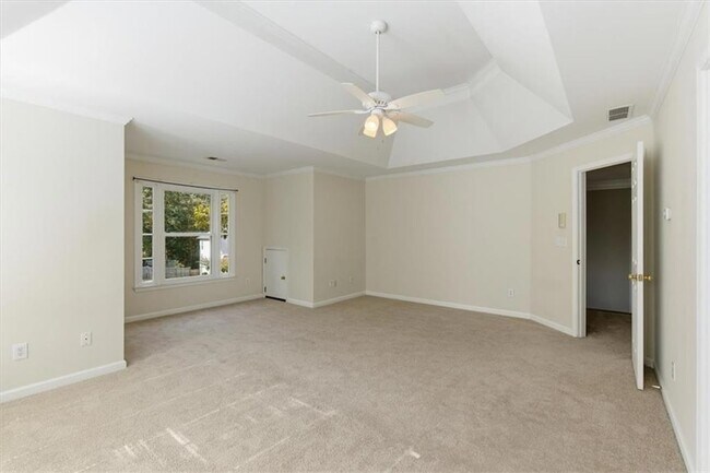 Building Photo - 3986 Fox Glen Dr