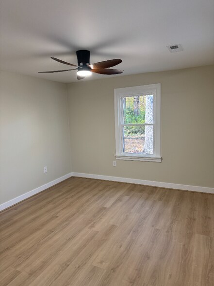 Building Photo - 1013 Clayton Rd