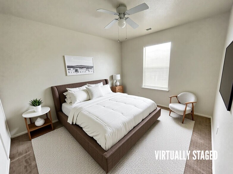 Building Photo - 5706 Redstone Dr