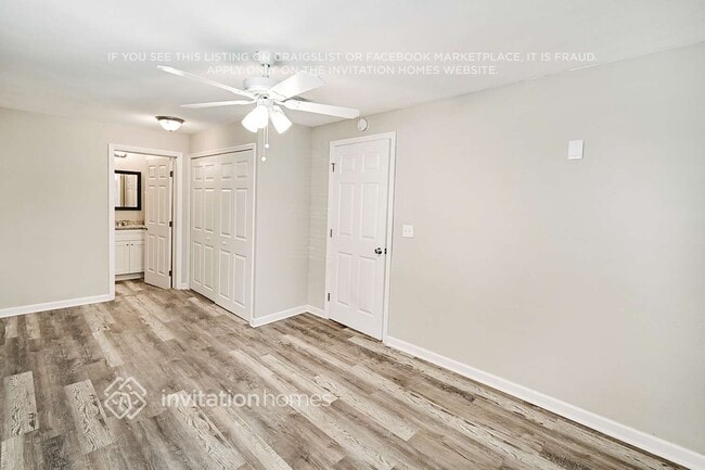 Building Photo - 835 44th St