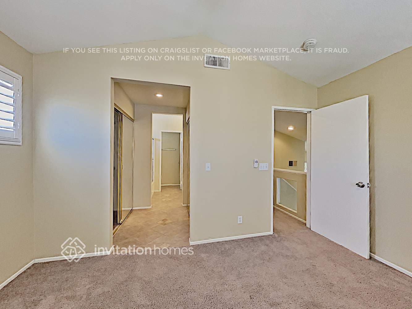 Building Photo - 892 Pathfinder Way