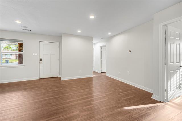 Building Photo - 3042 Amber Ln