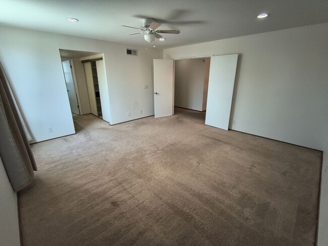 Building Photo - BEAUTIFUL TWO LEVEL 4BD/3BA HOME AVAILABLE IN MILPITAS, CA !!!!!!