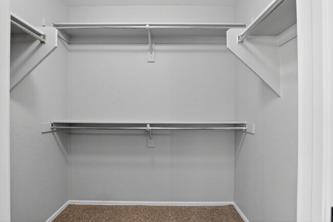 Building Photo - Gilbert Living with Private Pool