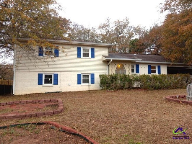 Building Photo - 212 Highland Dr