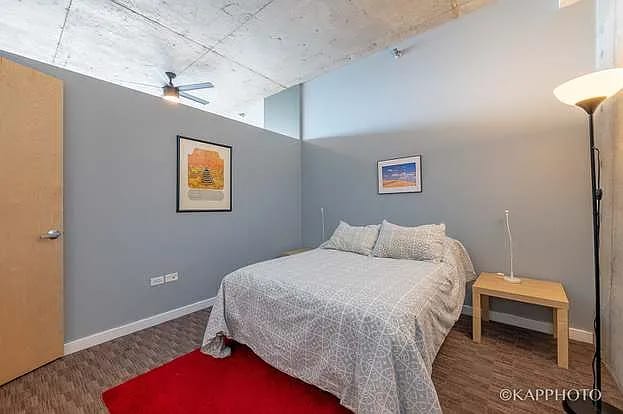 Building Photo - 1720 S Michigan Ave