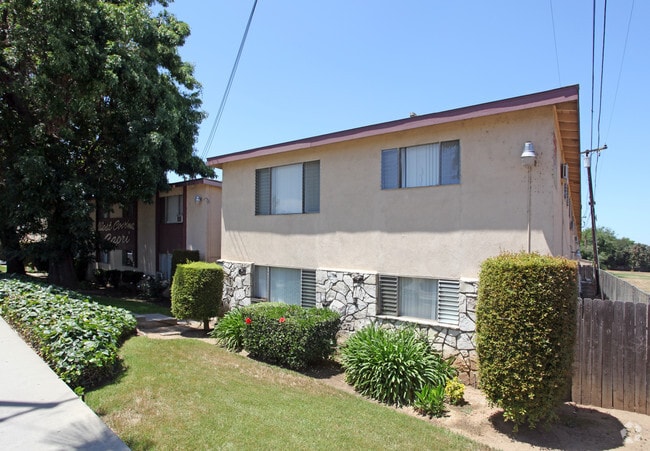 Building Photo - Villa Capri Apartments