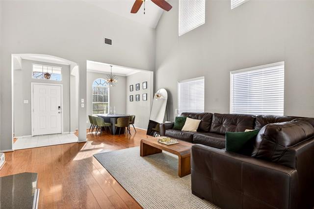 Building Photo - 8217 Bulrush Dr