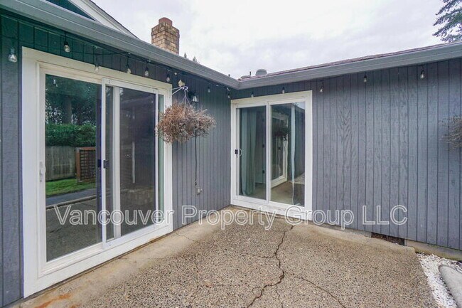 Building Photo - 12509 NE 35th St