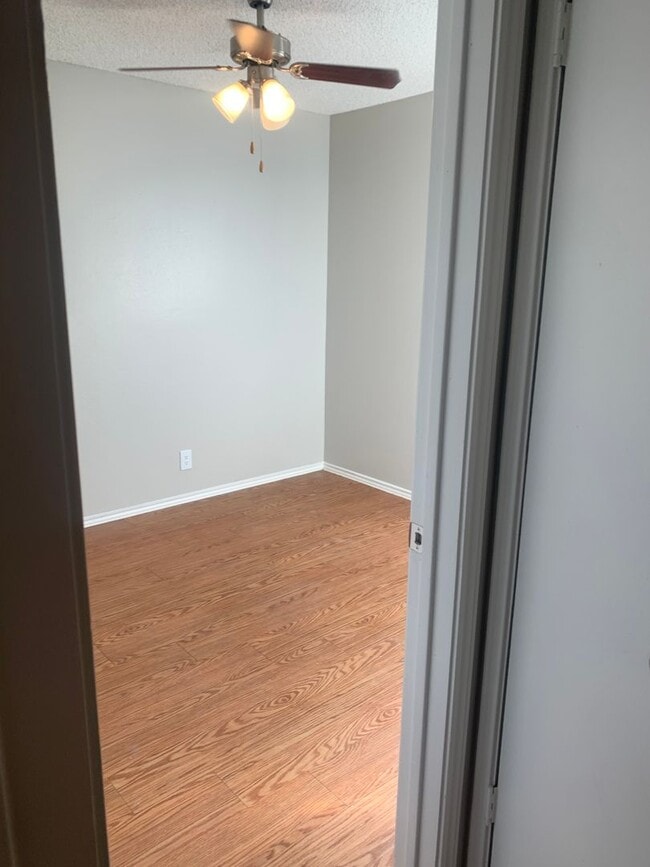 Building Photo - 7814-7816 Las Olas Blvd