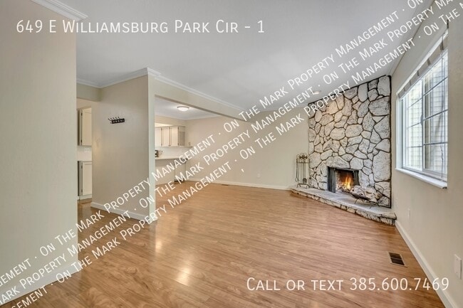 Building Photo - 649 E Williamsburg Pk Cir