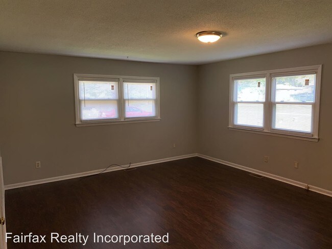 Building Photo - 3 br, 2 bath House - 3221 Dearborn Drive