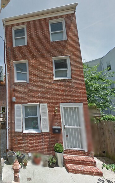 Building Photo - 1037 S Fairhill St