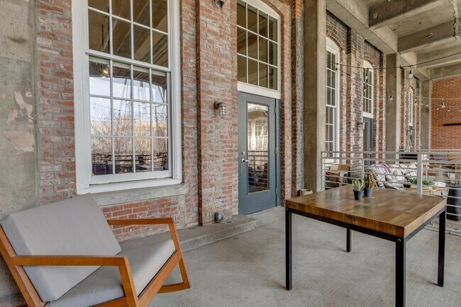 Building Photo - Amazing Germantown Loft in Historic Werthan Mills Lofts!