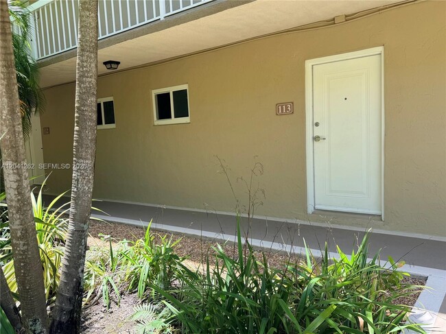 Building Photo - 7730 Camino Real