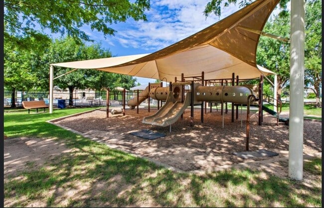 Building Photo - 1709 Tun Tavern Trl