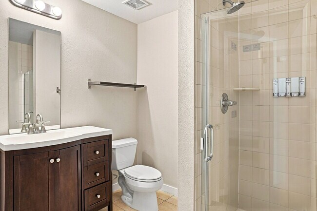 Building Photo - $4,015.95 with $300 Off The First Month's Rent, 3 Beds - 3.5 Baths, Single-Family Home in Denver ...