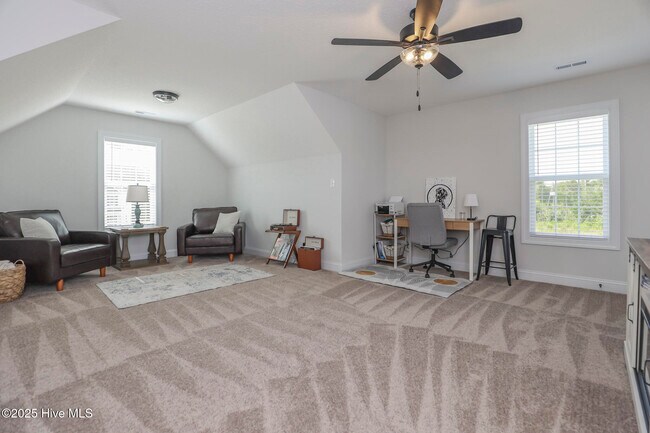 Building Photo - 772 Secession Ln