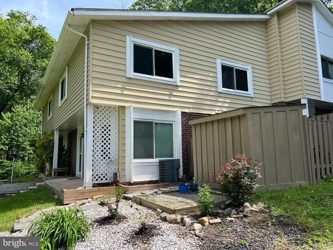 Building Photo - 18433 Allspice Dr