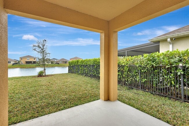 Building Photo - 10771 SW Cremona Way