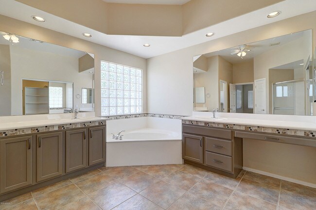 Building Photo - 23852 N 66th Ave