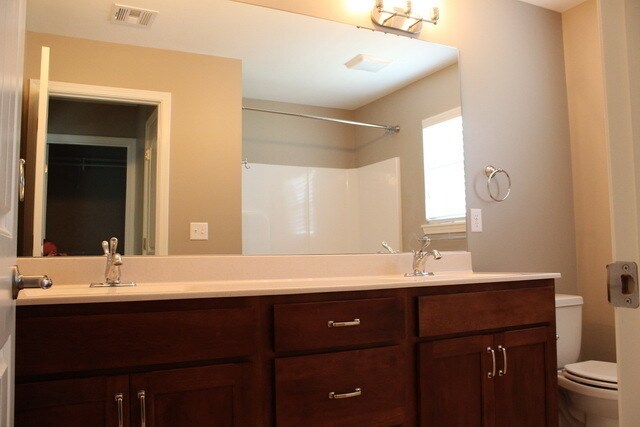 Building Photo - Beautiful 3 Bedroom, 2 Bath home for rent, short drive to Ft. Riley!