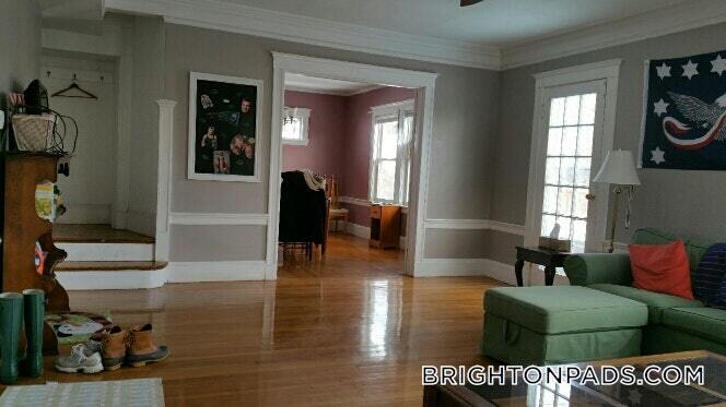 Building Photo - 233 Commonwealth Ave