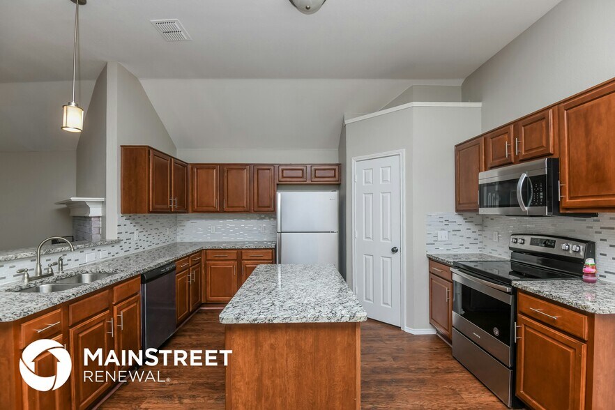 Building Photo - 7436 Grass Valley Tr