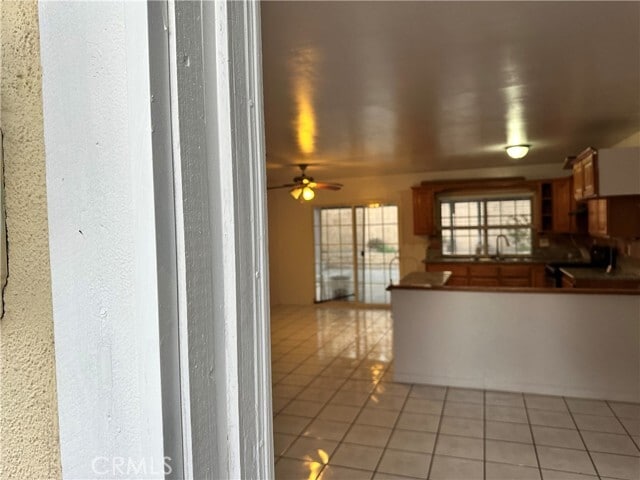 Building Photo - 234 Sagamore St N