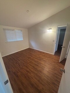 Building Photo - 379 Roberts Ave