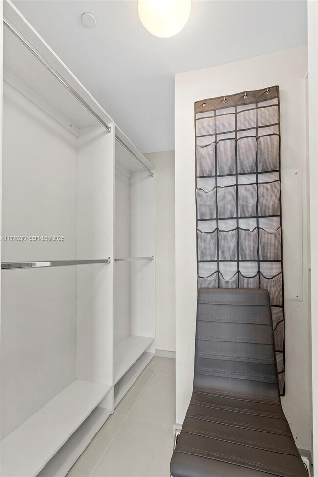 Building Photo - 5300 Paseo Blvd