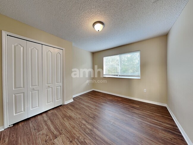 Building Photo - 9448 Candice Ct