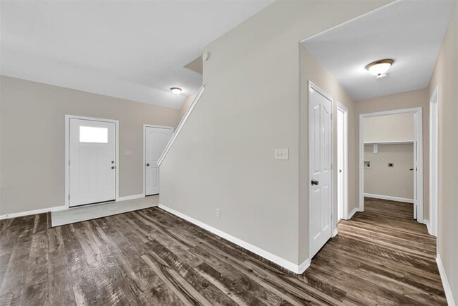 Building Photo - 9020 Zapata Way