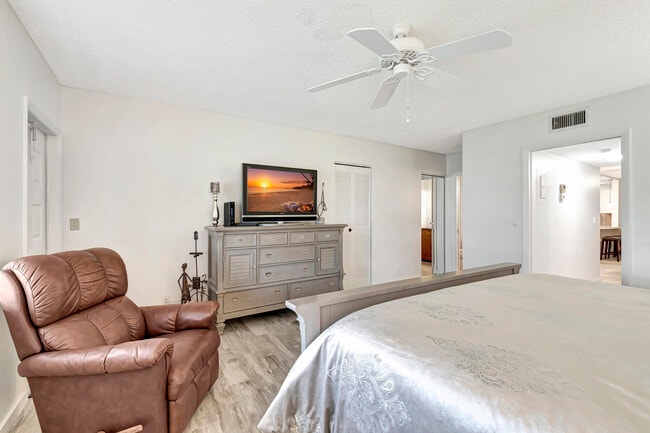 Building Photo - 14040 Nesting Way