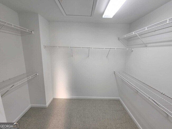 Building Photo - 5520 Casey Valley Way