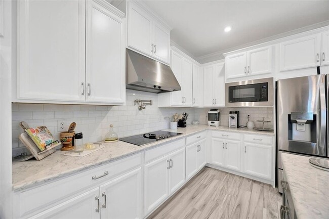 Building Photo - 7154 Bradbury Cir