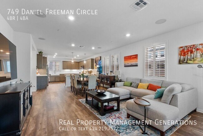 Building Photo - 749 Daniel Freeman Cir