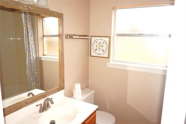 Building Photo - 3718 Glade Forest Dr