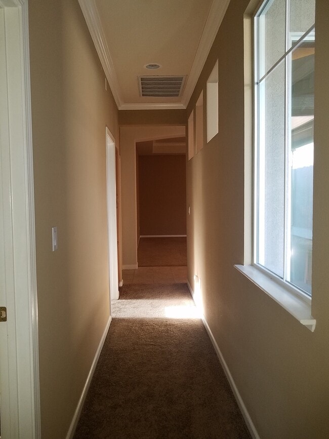 Building Photo - Action Properties R.E.S. Inc. Offering Beautiful Highland Park Single Story 3 Car, 4 Bedroom, Gar...