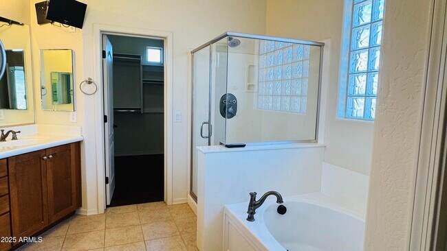 Building Photo - 1634 W Pelican Ct