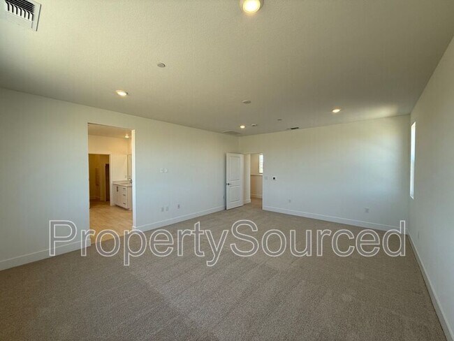 Building Photo - 1336 Martorella Ave