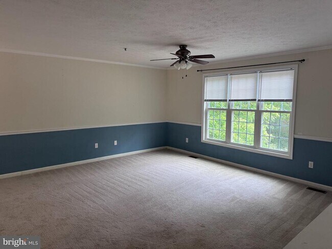 Building Photo - 23047 Gunston Dr