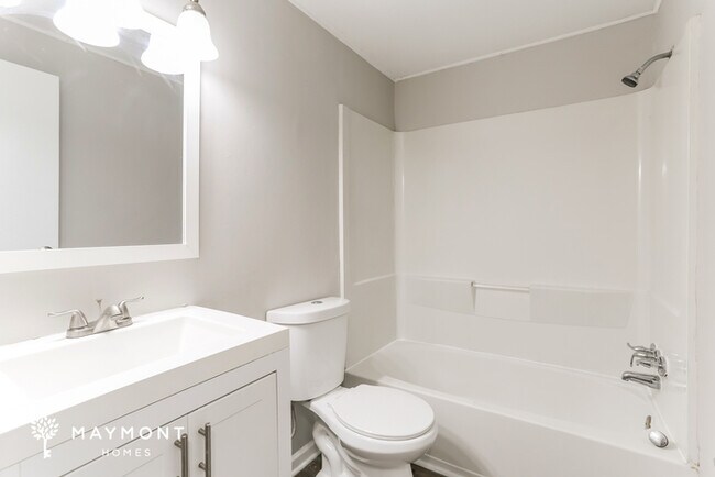 Building Photo - 2897 Falcon Bridge Dr