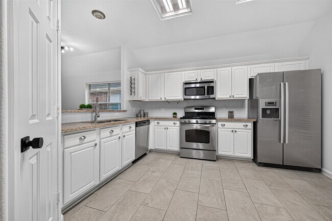 Building Photo - 3118 Aylesworth Ct